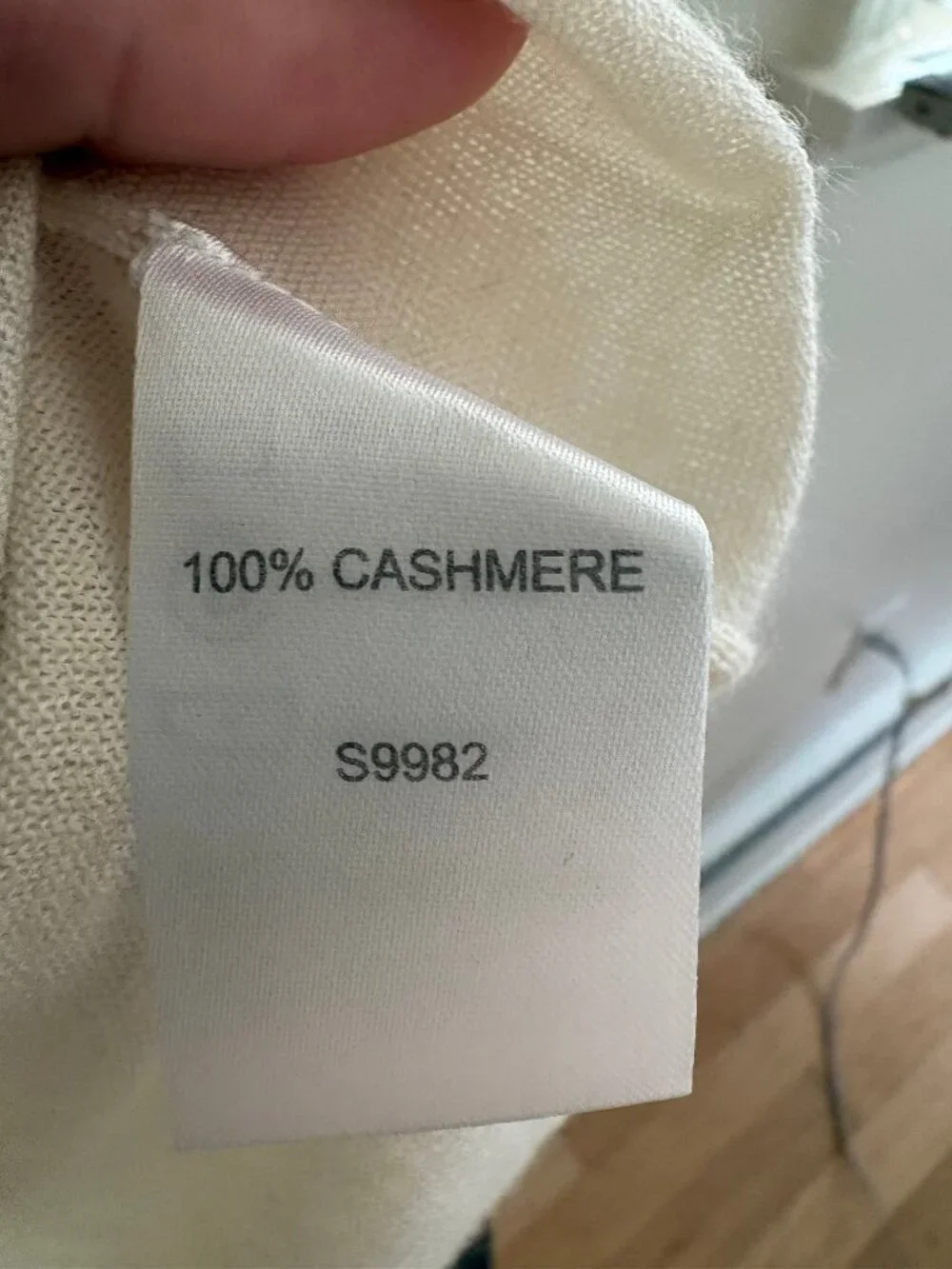 Ann Mashburn Cashmere Tissue Turtleneck